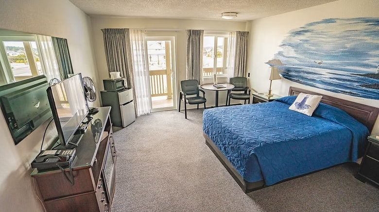 <b>Lighthouse Cove Inn Room</b>. Images powered by <a href="https://www.leonardoworldwide.com/" title="Leonardo Worldwide" target="_blank">Leonardo</a>.