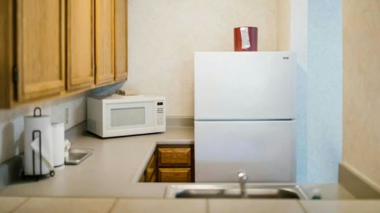 Friday Harbor Suites Room