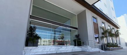 Holiday Inn Exp Suites Centro by Exterior