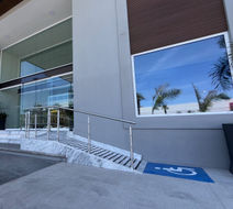 Holiday Inn Exp Suites Centro by Exterior