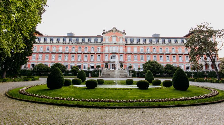 Vidago Palace Exterior. Images powered by <a href="https://www.leonardoworldwide.com" target="_blank" rel="noopener">Leonardo</a>.