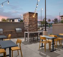 Home2 Suites Hilton Goodyear Exterior