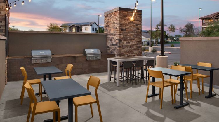 Home2 Suites Hilton Goodyear Exterior