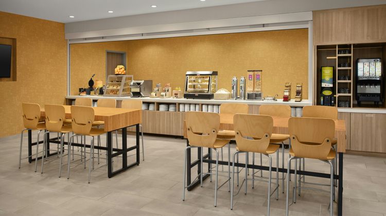 Home2 Suites Hilton Goodyear Restaurant