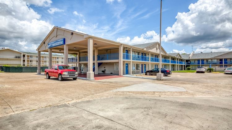 OYO Hotel Baton Rouge East Exterior
