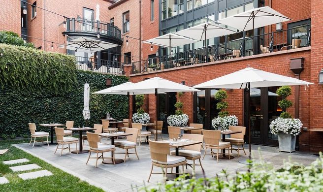 The Ivy Hotel Exterior