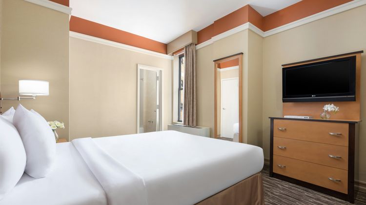 The Hotel @ Fifth Avenue Room