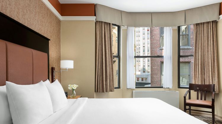 The Hotel @ Fifth Avenue Room