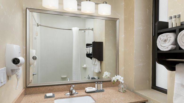 <b>The Hotel @ Fifth Avenue Room</b>. Images powered by <a href="https://www.leonardoworldwide.com/" title="Leonardo Worldwide" target="_blank">Leonardo</a>.