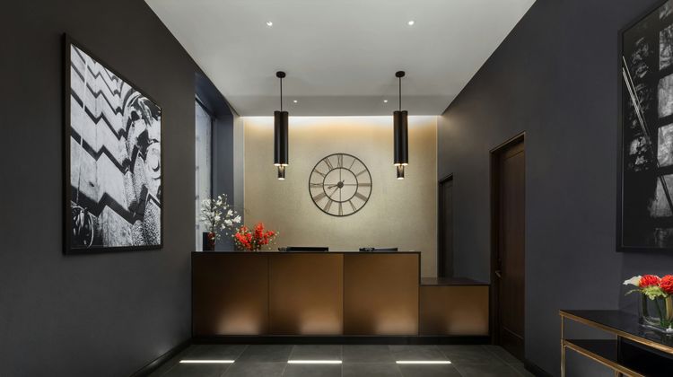 The Hotel @ Fifth Avenue Lobby