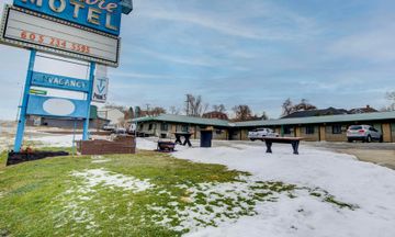 Bel Aire Motel