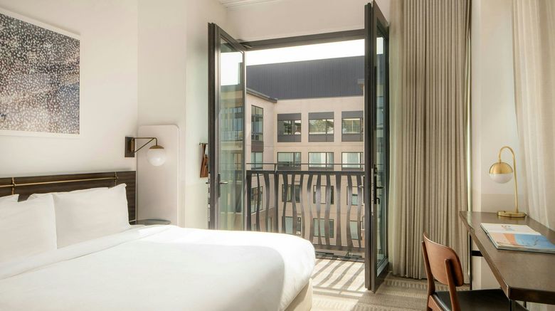 <b>Halcyon Hotel Suite</b>. Images powered by <a href="https://www.leonardoworldwide.com/" title="Leonardo Worldwide" target="_blank">Leonardo</a>.