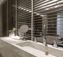 Noble22 Suites Suite