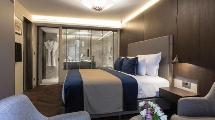 Noble22 Suites Suite