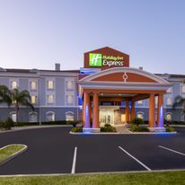 Holiday Inn Express Lake Wales N