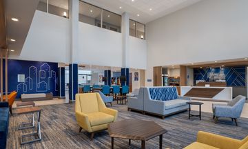 Holiday Inn Express & Suites Linden
