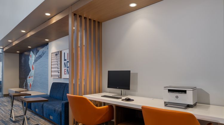 Holiday Inn Express & Suites Linden Other