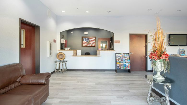 <b>OYO Townhouse Clute Lake Jackson Lobby</b>. Images powered by <a href="https://www.leonardoworldwide.com/" title="Leonardo Worldwide" target="_blank">Leonardo</a>.