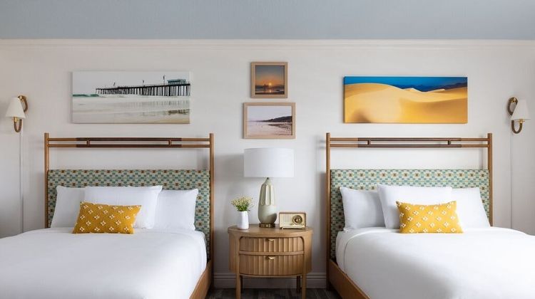Shore Cliff Hotel Suite