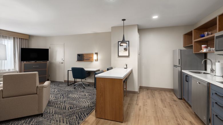 <b>Candlewood Suites Mobile Downtown Room</b>. Images powered by <a href="https://www.leonardoworldwide.com/" title="Leonardo Worldwide" target="_blank">Leonardo</a>.