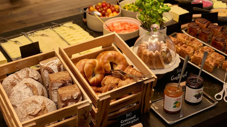<b>Motel One Wien-Staatsoper Restaurant</b>. Images powered by <a href="https://www.leonardoworldwide.com/" title="Leonardo Worldwide" target="_blank">Leonardo</a>.