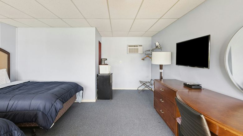 <b>Heidelberg Motel Room</b>. Images powered by <a href="https://www.leonardoworldwide.com/" title="Leonardo Worldwide" target="_blank">Leonardo</a>.