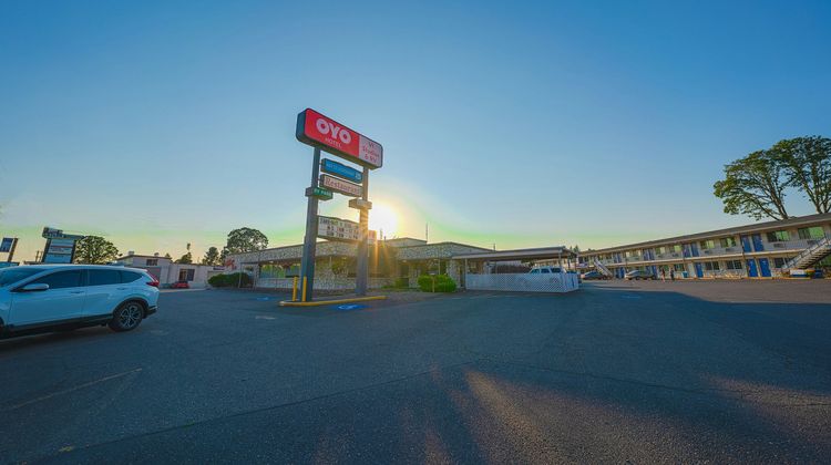 OYO Hotel St Helens OR Exterior
