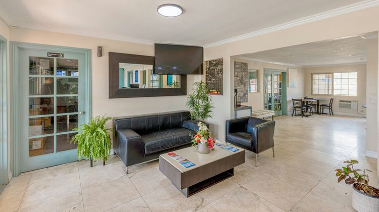 Hotel Avenida Oceanside Camp Pendleton Lobby