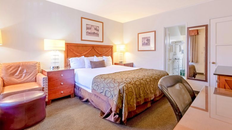 <b>Historic Rose Hill Inn Room</b>. Images powered by <a href="https://www.leonardoworldwide.com/" title="Leonardo Worldwide" target="_blank">Leonardo</a>.