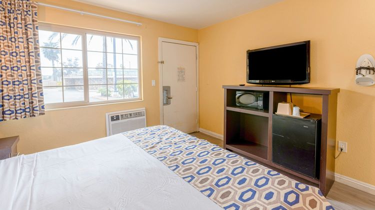Hotel Avenida Oceanside Camp Pendleton Room