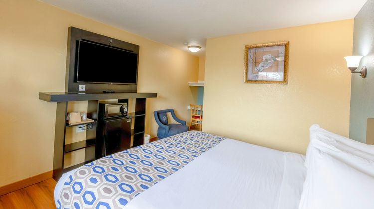 Hotel Avenida Oceanside Camp Pendleton Room