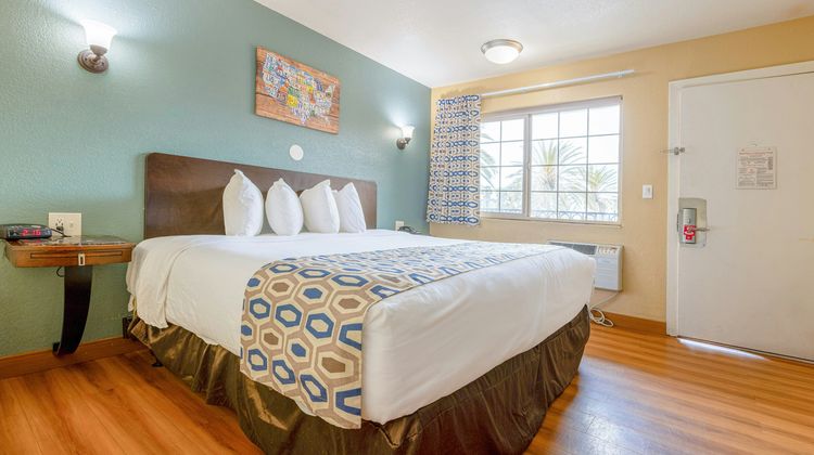 Hotel Avenida Oceanside Camp Pendleton Room