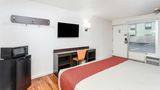 Relax Inn I-70 Room