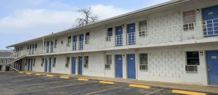 Trade Wind Motel Exterior