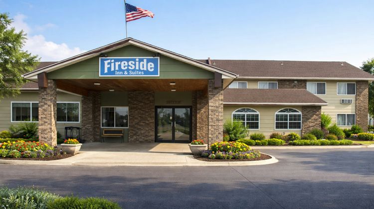 Fireside Inn and Suites Exterior