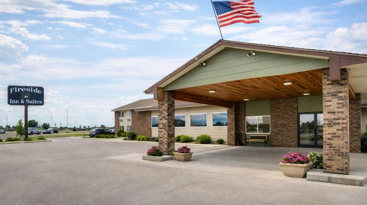 Fireside Inn and Suites Exterior