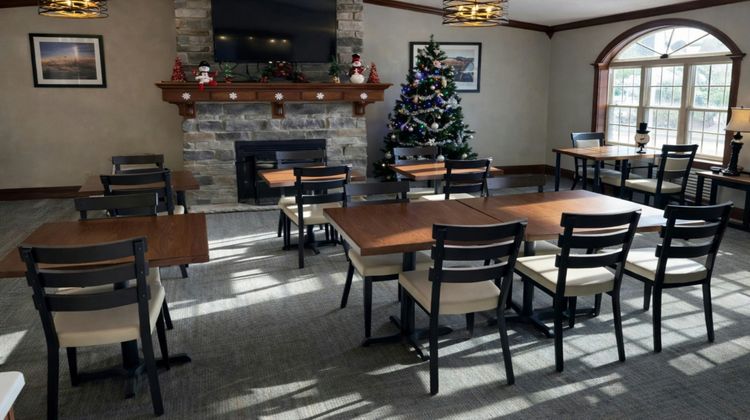 Fireside Inn and Suites Room