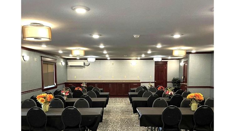 Fireside Inn and Suites Meeting