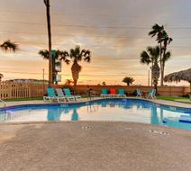 Island Hotels Exterior