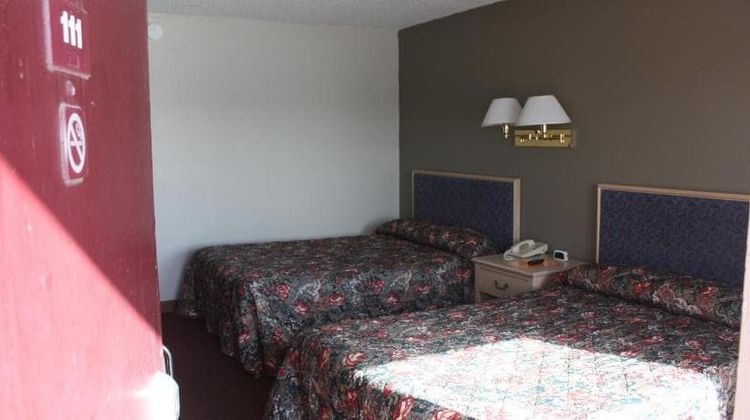 Lake Erie Lodge Room