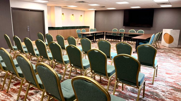 Holiday Inn Savannah S I-95 Gateway Meeting