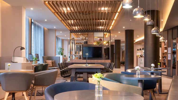 Holiday Inn Berliner Tor Exterior