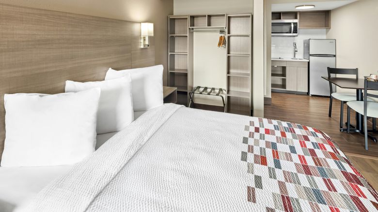 <b>Red Roof Inn & Suites Marysville Room</b>. Images powered by <a href="https://www.leonardoworldwide.com/" title="Leonardo Worldwide" target="_blank">Leonardo</a>.