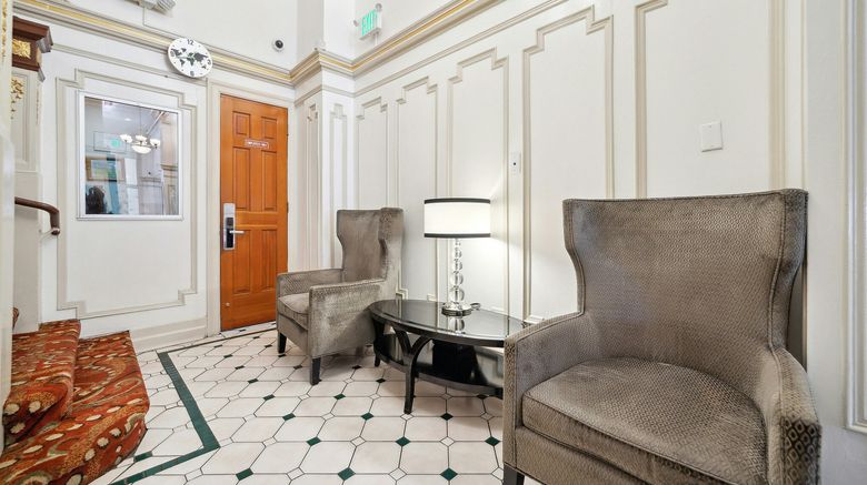 <b>Union Square Plaza Hotel Lobby</b>. Images powered by <a href="https://www.leonardoworldwide.com/" title="Leonardo Worldwide" target="_blank">Leonardo</a>.