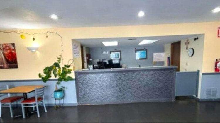 Residential Suites Warrensburg Lobby
