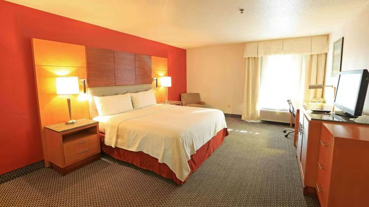 Residential Suites Warrensburg Room