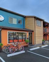 Coast River Inn