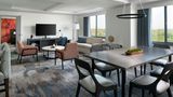 Falls Church Marriott Fairview Park Suite