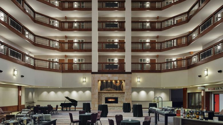 <b>Minneapolis Marriott Northwest Lobby</b>. Images powered by <a href="https://www.leonardoworldwide.com/" title="Leonardo Worldwide" target="_blank">Leonardo</a>.