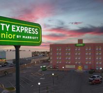 City Express Junior by Marriott Exterior